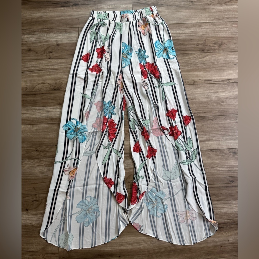 Free the Roses wide-leg palazzo pants front slit Womens Size S Amelie Stripe NWT
